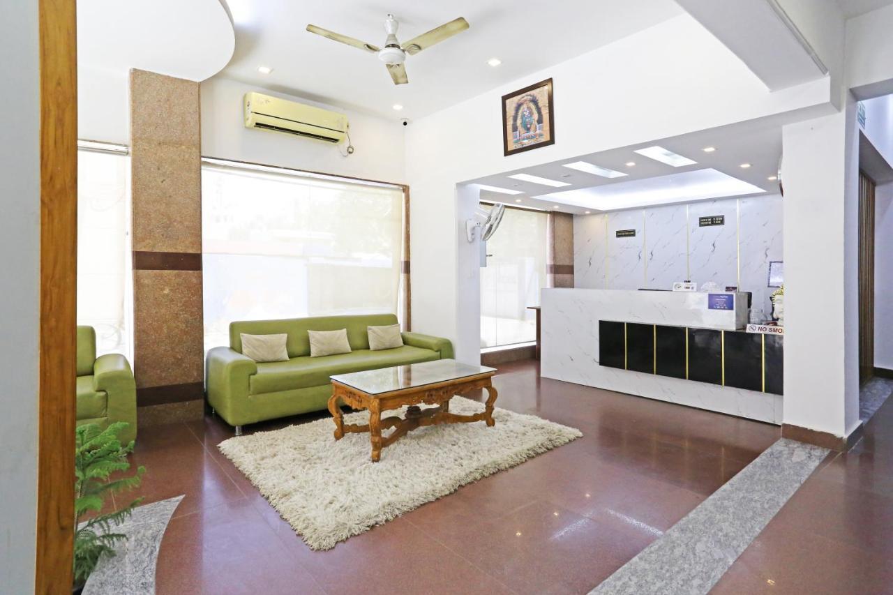 Hotel Ambrosia - A Boutique Hotel New Delhi Buitenkant foto